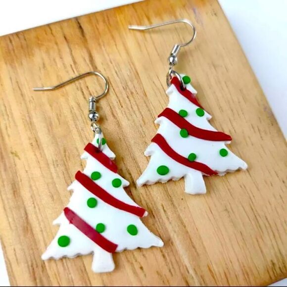 CHRISTMAS Tree Cake Earrings - Picture 1 of 1